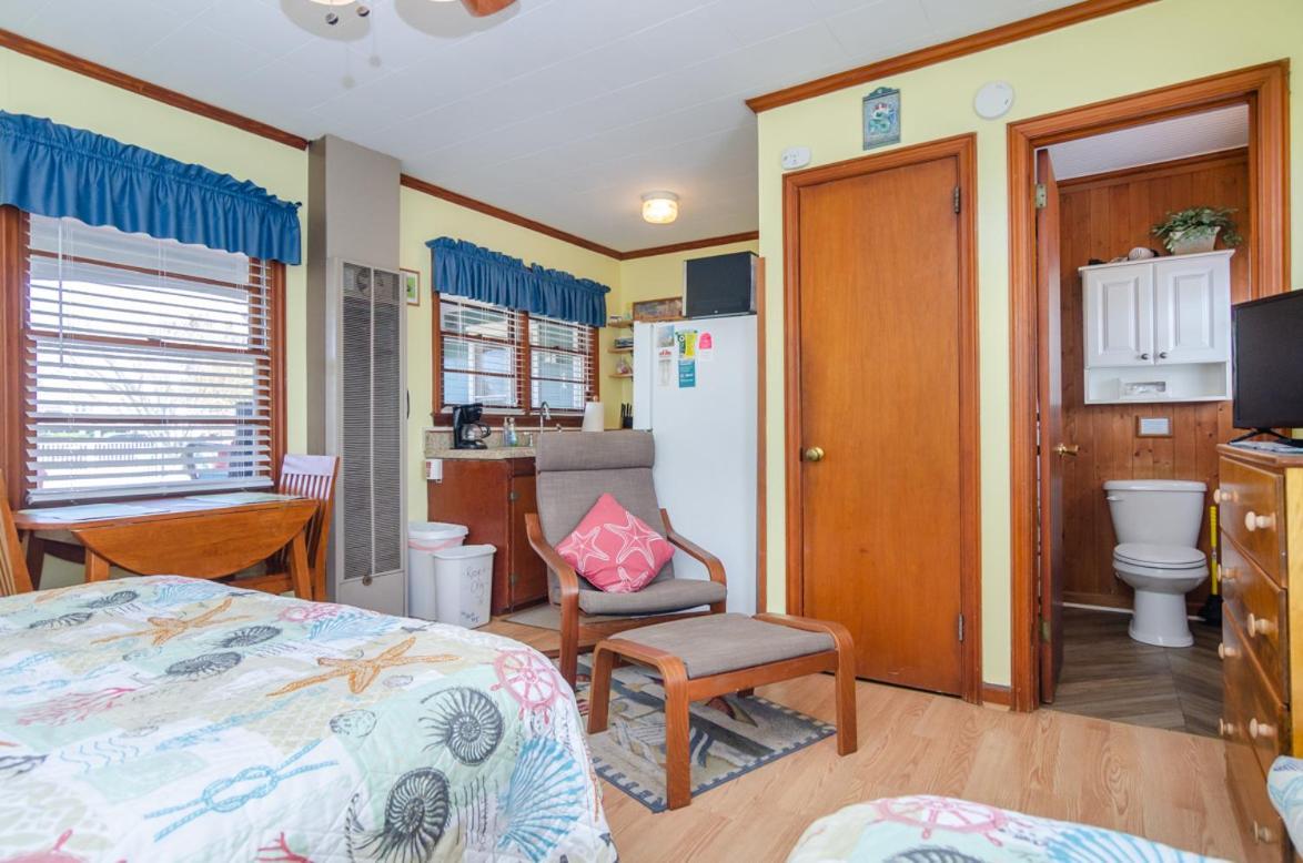 The Pelican Hidden Treasure Inn Room 2 By Bryant Real Estate Kure Beach Ngoại thất bức ảnh