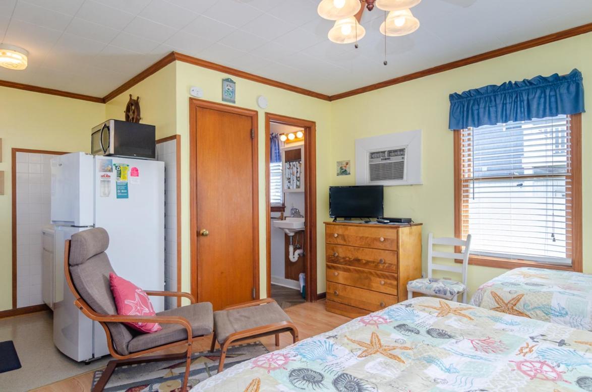 The Pelican Hidden Treasure Inn Room 2 By Bryant Real Estate Kure Beach Ngoại thất bức ảnh